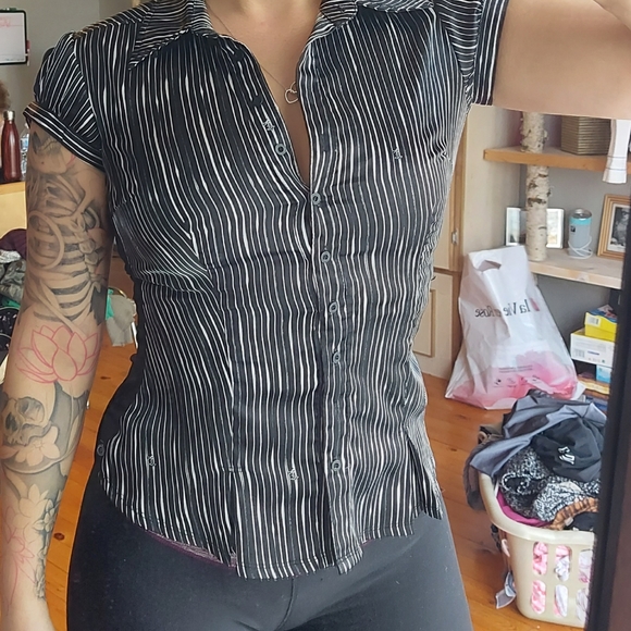 FOXY JEANS top - Picture 2 of 3